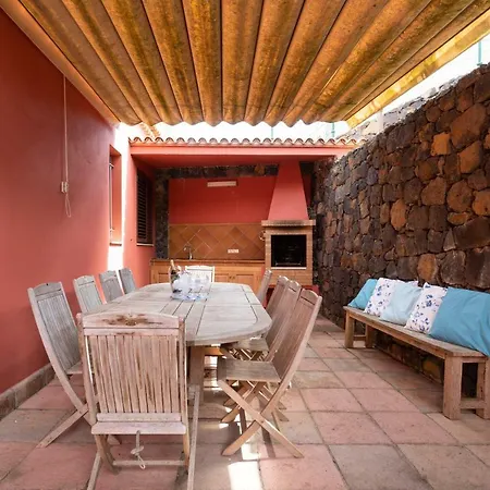 Santa Rosa Tenerife * تاكورونتي