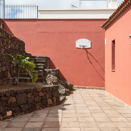 Santa Rosa Tenerife تاكورونتي